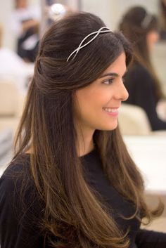 Tiara Hairstyles Straight Hair, Short Straight Formal Hairstyles, Barbie Wedding Hair, Straight Hair Bridesmaid Hairstyles, Straight Bridal Hairstyles, Straight Wedding Hair, Simple Bridesmaid Hair, Traditional Hairstyle, Ponytail Hairstyles Easy