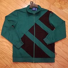 Nwt Men's Size M Adidas Track Jacket. It Has 2 Front Zip Pockets. Last Pic Is Closest To The Color. It Is A Kelly Green And Black. Approx Pit To Pit: 21.5 " Price For This Item Is Firm! All Offers Will Be Declined! Adidas Cotton Track Jacket For Fall, Adidas Urban Track Jacket For Winter, Fitted Green Track Jacket For Streetwear, Adidas Green Outerwear For Winter, Adidas Green Outerwear For Streetwear, Adidas Urban Winter Track Jacket, Urban Adidas Winter Track Jacket, Adidas Green Winter Outerwear, Winter Adidas Green Track Jacket