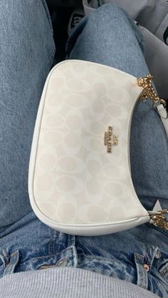 Mia 3, Fancy Bags