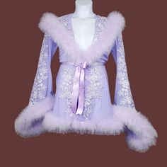 Trashy Lingerie Womens Lilyrose Lavender Feather Trim Short Hooded Robe Size M Trashy Lingerie Lilyrose Feather Trim Short Hooded Mesh Robe In Lavender. Marabou Trim. Hooded Robe. Floral Applique. Ribbon Bow Detail. Front Hook Closure. Glamor Fairy Boudoir Lingerie Dress Up Robe. No Stains Or Holes, But Does Have A Some Marks On Bow (See Last Pic). Size: M Length: 31.5" Pit To Pit: 17.5" Waist: 12.5" Shortest Sleeve: 23" Longest Length: 30" Condition: Pre-Owned, Great Box Nn D/16/13pm Mesh Robe, Queen Aesthetic, Hooded Robe, Feather Trim, Lingerie Dress, Sleepwear Robe, Floral Applique, Ribbon Bow, Bow Detail