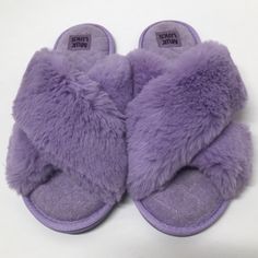 Feel Fabulous In Muk Luks Plush Perley Slippers. Soft Quilted Terry Cloth Warms Your Feet While The Memory Foam Insoles Will Make You Feel Comfortable All Day Long. Size: Medium 7-8 Color: Light Purple Material: * Upper Filling: 100% Polyurethane * Insole Filling: 50% Polyurethane / 50% Ethylene Vinyl Acetate Care: Wipe With Damp Cloth. Dry Flat. Features: * Slide On * Rounded Toe * Indoor/Outdoor Outsole * Quilted Terry Cloth & Memory Foam Insole Tag Size Is Medium 7-8 But For Best Fit, Please Casual Purple Slippers For Spring, Casual Purple Spring Slippers, Purple Slippers, Grey Slippers, Cabin Socks, Bedroom Slippers, Suede Moccasins, Slide Slippers, Flats Patterns