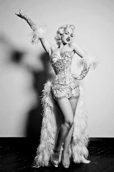 Burlesque Theme, Burlesque Vintage, Find Your Passion, Burlesque Costume, Pin Up Vintage