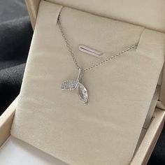 Material: Titanium Steel Fashion Element: Irregular Style: Original Design Elegant Sterling Silver Leaf-shaped Necklace, Elegant Leaf-shaped Jewelry For Party, Elegant Leaf-shaped Party Jewelry, Silver Leaf-shaped Jewelry For Party, Elegant Leaf-shaped Jewelry, Silver Leaf-shaped Necklace, Elegant Silver Leaf Jewelry, Flower Shorts, Ring Necklace