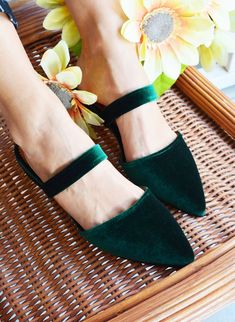 https://www.etsy.com/listing/888741230/green-velvet-shoes-velvet-mules-shoes?ga_order=most_relevant&ga_search_type=all&ga_view_type=gallery&ga_search_query=emerald+green+flats&ref=sr_gallery-3-5&pro=1&frs=1&sts=1&organic_search_click=1 Green Closed Toe Flats For Party, Green Pointed Toe Flats For Fall, Velvet Mules Shoes, Green Velvet Shoes, Red Bridal Shoes, Flat Sandals Wedding, Red Wedding Shoes, Velvet Mules, Wedding Shoes Bride