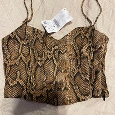 Super Cute Zara Snake Skin Tank With Side Zip. Size Small, New With Tags!! Brown Zara Top For Party, Zara Brown Party Tops, Zara Fitted Brown Tops, Zara Brown Top For Night Out, Zara Brown Tops For Night Out, Zara Tops, Snake Skin, Side Zip, Black And Brown