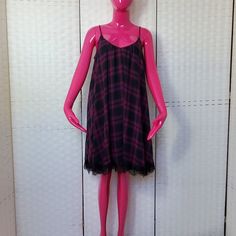 -Express Checkered Sleeveless Dress -Discontinued/Rare And Hard To Find -Nwot. No Flaws -Size: M 100% Polyester Plaid Sleeveless Mini Dress For Date Night, Sleeveless Plaid Mini Dress For Date Night, Casual Black Sleeveless Plaid Dress, Plaid Sleeveless Dress For Date Night, Sleeveless Plaid Dress For Date Night, Chic Sleeveless Plaid Mini Dress, Sleeveless Black Plaid Dress For Spring, Chic Black Sleeveless Plaid Dress, Sleeveless Plaid Dress For Daywear