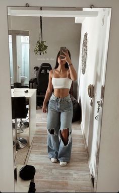 Modest Street Fashion, Wide Leg Outfit, Cheap Trendy Clothes, Wide Leg Jeans Outfit, Wide Leg Pants Outfit, Getting Bored, Looks Party, Causual Outfits, Again And Again