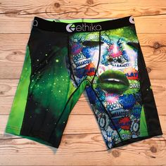 Brand New Ethika Poison Ivy Boxer Briefs Men’s Size Medium 6334, #7 Fitted Multicolor Boxer Briefs For Streetwear, Sporty Multicolor Boxer Briefs For Streetwear, Fitted Black Boxer Briefs With Graphic Print, Ethika Boxers, Zeus Tattoo, Mens Boxers, Poison Ivy, Boxer Briefs, Black Green