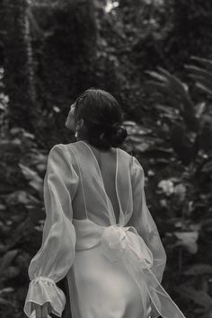 The Silk Organza Bella Blouse - Etsy Italian Style Wedding Dress, Italian Bride, Neck Bow, Vogue Australia, Silk Organza, Wedding Dress Inspiration, Wedding Looks, Photography And Videography, Bridal Looks