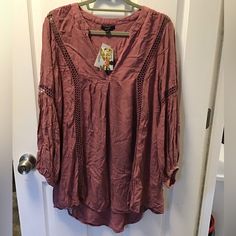 Brand New! Pheasant Top, Blush Color, V-Neck, Balloon Sleeve, Lace And High/Low Hem. Smoke Free/Pet Free Home Pit/Pit 23” Shoulder/Hem 32”/34” V-neck Peasant Top For Fall Vacation, Casual V-neck Peasant Top For Fall, Multicolor V-neck Peasant Top For Festival, Fall Peasant Style V-neck Top, Fall Peasant Top With V-neck, Fall Peasant V-neck Top, Flowy Fit V-neck Rayon Peasant Top, Flowy Rayon Peasant Top With V-neck, Fitted V-neck Bohemian Peasant Top