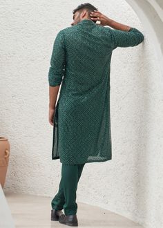 Embroidered kurta set with pants. Festive Kurta With Set-in Sleeves, Unstitched Kurta With Straight Pants For Diwali, Festive Kurta With Dabka And Straight Pants, Festive Dabka Kurta With Straight Pants, Festive Straight Kurta With Dabka Detailing, Eid Pant Set With Long Set-in Sleeves, Traditional Sets With Set-in Sleeves And Straight Pants, Traditional Pant Set With Set-in Sleeves For Eid, Green Straight Kurta Pant Set For Eid