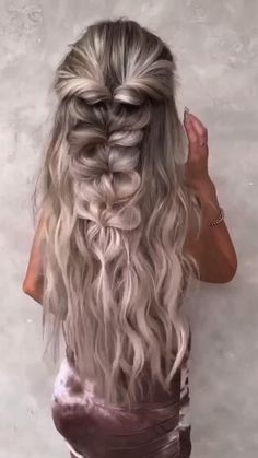 Long Extension Hairstyles Wedding, Ponytails For Brides, Mid Back Length Hair Styles, How To Style Long Hair With A Hat, Hair Styles With Extensions In, Boho Wedding Hair Down Waves, Hair For Ball, Boho Half Up Half Down Hairstyles, Half Up Braided Hairstyles