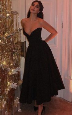 Black Glamorous Dress, Birthday Outfit Elegant, Elegant Black Party Dress, Christmas Elegant Outfit, Dress Night Party Elegant, Winter Dinner Dress, Wedding Dinner Outfit, Christmas Outfit Elegant