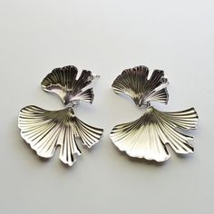 Elegant Light Weight Ginko Leaf Earrings ~ Fashion Jewelry. Silver Tone. Jewelry Silver, Leaf Earrings, Fashion Earrings, Silver Tone, Fashion Jewelry, Jewelry Earrings, Women Jewelry, Silver, Women Shopping