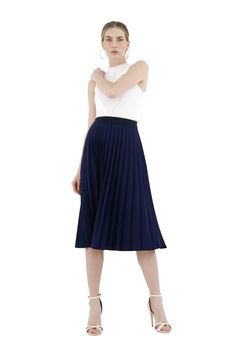 Navy Pleated Skirt High Waist Elastic Waist Band Midi Skirt G-Line Navy Pleated Skirt, Skirt High Waist, Body Figure, Pleated Skirts, Waist Band, Pear Shaped, Classic Looks, Pleated Skirt, Timeless Fashion