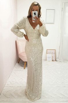 Colour: Champagne Fully lined Sequin fabric Fabric is stretchy Length: 155cm Sleeve length: 61cm 100% Polymide lining: 100% Polyester Care: Hand wash only Model is wearing size 8 Model is 5'3 height + wearing 10cm heels Champagne Sequin Dress, Oh Hello Clothing, Glittery Dress, Sparkly Wedding Dress, Long Sleeve Sequin Dress, Wedding Dress Guide, Sleeve Gown, Long Sleeve Gown, High Quality Dress