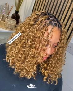 Here’s how to get the perfect boho bob, the best human hair to use according to curl type, expert maintenance tips & 50 boho bob knotless braids hairstyles that are trending right now featuring this gorgeous blonde boho bob 😍. Blonde Short Boho Knotless Braids, Boho Knotless Braids Bob Color 350, Blonde Short Boho Braids, Brown Boho Bob Knotless Braids, Short Blonde Boho Braids, Boho Knotless Braids Human Hair Bob, Blonde Boho Bob Braids