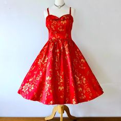 1950s Party Dress 1950s Party Dresses, 1950s Party, Prom Inspo, The 1950s, A Dress, Red Gold, Lady In Red, Party Dress, Midi Dress