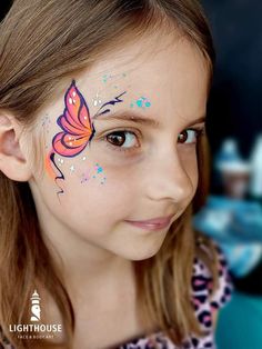 Butterfly Facepainting Kids Easy, Butterfly Makeup For Kids, Simple Butterfly Face Paint, Face Painting Butterfly, Cosmic Makeup, Butterfly Face Painting, Face Painting Flowers, Butterfly Makeup