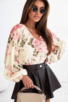 Experience elegance and chic fashion with our Floral Print Lantern Sleeve V-Neck Blouse. Designed for women, this dress blouse is perfect for casual wear or dressy occasions like weddings, parties, and proms. The fitted and beautiful design adds a touch of class and sophistication to your wardrobe this summer and spring. Tops > Blouses & Shirts Material: 100%Polyester Color: beige Silhouette: Shift Occasion: Daily Style: casual Neckline: V Neck Sleeve Length: Long Sleeve Pattern: Floral Size Chart (CM) Sizes Bust Sleeve_Length Length Hem_Width Relax Relax Relax Relax S 112 71.7 62 114 M 118 73 64 120 L 124 74.3 66 126 XL 132 75.6 68 134 2XL 140 76.9 70 142 Elasticity None Size Chart (INCH) Sizes Bust Sleeve_Length Length Hem_Width Relax Relax Relax Relax S 44.1 28.2 24.4 44.9 M 46.5 28.7 2 Trendy V-neck Floral Print Blouse, Chic Floral Print V-neck Top, Chic V-neck Top For Spring Brunch, Elegant V-neck Blouse For Summer, Elegant V-neck Blouse For Brunch, Floral Print V-neck Tops For Work, Chic Spring Blouse With Notched Neckline, Trendy Floral Print V-neck Blouse, Elegant V-neck Top For Day Out