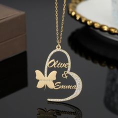 Customizable First Name Necklace - Personalized Name Necklace - First Name Necklace and Dating Date - Personalized Jewelry: Are you looking to express your love for someone dear to you? A friend, a life partner, a mom or a grandma? What could be better than a unique gift for a unique person! This necklace symbolizing joy and love (heart and butterfly) is the perfect gift to give a smile to the person you love. This person can also be you! Personalized the necklace by adding two names inside the Infinity Necklace With Names, Crystal Names, Initial Disc Necklace, Valentine's Week, Name Necklaces, Infinity Jewelry, Swarovski Bracelet, Friend Gifts, Infinity Necklace