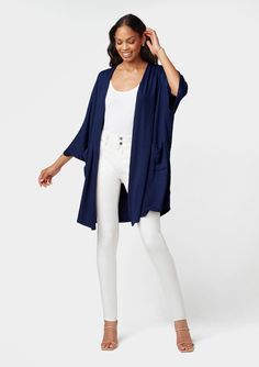 The Jessica lounge cardigan is perfect for those who love to lounge in style. Crafted from a brushed rayon jersey material, this cardigan is not only comfortable but also luxurious. The open front design adds a touch of elegance to the overall look. #collegeoutfit #woman  #rainydayoutfit #tailgatingoutfit #ad #usa #tallfashion #beachoutfit #casualoutfit #tallwomen #comfyoutfit #cardigan #blackcardigan #tall #curvywomen #cosyoutfit #falloutfit #winteroutfit Lounge Cardigan, Items For College, Cosy Outfit, Tailgate Outfit, Tall Fashion, American Casual, Casual School Outfits, Early Fall Outfit, Rainy Day Outfit