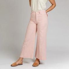 Versatile Spring Cotton Jeans, Versatile Cotton Jeans For Spring, Chic Cropped Cotton Jeans With Tapered Leg, Chic Cropped Tapered Leg Cotton Jeans, Versatile Cotton Cropped Leg Jeans, Versatile Tapered Leg Jeans For Spring, High Waist Cotton Cropped Jeans, High Waist Cotton Cropped Jeans For Work, High Waist Cropped Jeans For Work