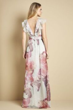 Floral Gown, Dress Patterns, Pretty Dresses, Cute Dresses, Dress To Impress, Gowns Dresses, Dress Skirt, Batik