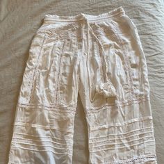 Nwot - I’m In Love With These Pants But They Are Too Small For Me So I Need To Find Them A New Home! Flowy Beach Pants, Beach Pants, Free People Pants, Pants Color, Pant Jumpsuit, New Home, In Love, Free People, Color White