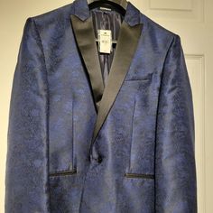 38r/Medium Blue And Black Express Floral Tuxedo Blazer. New With Tags. Fitted Blue Blazer For Night Out, Blue Fitted Blazer For Night Out, Designer Blue Suits For Party, Designer Blue Party Suits, Designer Blue Blazer For Party, Designer Blue Party Blazer, Floral Tuxedo, Cut Blazer, Sneakers Nike Air Max