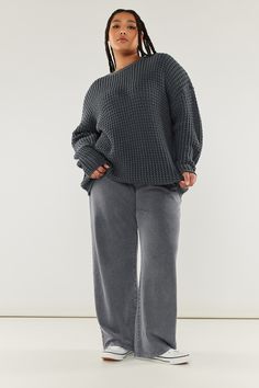 This new-in jumper is set to be a new season essential. Made from a soft knitted fabric, it features long sleeves, a crew neckline and waffle knit design. Team with jeans and boots for an effortless look that you'll want to wear on repeat.    Yours Clothing, the home of plus size fashion offering women’s clothing in UK sizes 14-40. Delivering quality clothing that fits and flatters, you’ll find an unbeatable range of women’s curve clothing at excellent prices with us. Not only have we got our cu Burnished Winter, Animal Print Dress Casual, Elegant Wedding Guest Dress, Colour Analysis, Mum Fashion, Plus Size Winter, Curve Fashion, Plus Swimwear, Wide Fit Shoes