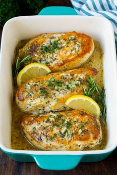 Rosemary Chicken Baked Rosemary Chicken Breast, Baked Rosemary Chicken, Rosemary Chicken Breast, Rosemary Chicken Recipe, Ayam Bakar, Resep Diet, Rosemary Chicken, Makanan Diet, Healthy Dinner Recipes Chicken