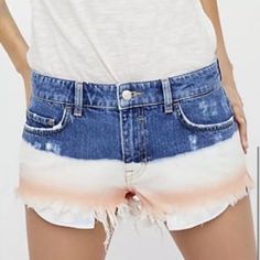 Free People Dip Dyed Ombr Denim Shorts. New Without Tags. Summer White Washed Bottoms, Spring Tie-dye Denim Bottoms, Summer Relaxed Fit Bleached Jeans, Trendy Faded Bleached Bottoms, Spring Tie Dye Bleached Bottoms, White High Rise Bleached Bottoms, High Rise Bleached White Bottoms, High Rise White Bleached Bottoms, Summer Bleached Blue Jeans