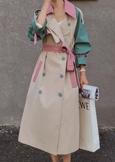 Colored Trench Coat, Shades Of Pastel, Chic Outerwear, Chic Autumn, Spring Outfits 2022, Trench Jacket