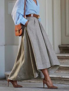 High Low Maxi Skirt, Dress Professional, Feminine Elegance, Mom Fashion, Maxi Skirts, Loose Blouse, Elegant Shirt