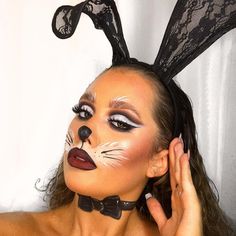 Evil Bunny Makeup, Urban Decay Perversion Eyeliner, Bunny Halloween Makeup, Halloween Makeup Ideas For Women, Halloween Makeup Artist, Stylish Halloween Costumes, White Eye Makeup, Eyeliner Flick, Bunny Makeup