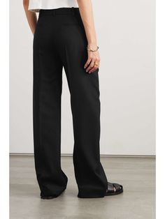 THE ROW Banew pinstriped wool wide-leg pants | NET-A-PORTER Simple Tees, Pants Straight, Elegant Outfit, Jeans Dress, Net A Porter, Women Collection, Denim Dress, Black Pants, The Row