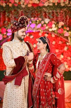 Capal Photo, Dulha Pose, Couple Wedding Dress Indian Hindu, Wedding Platters, Bride Photos