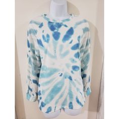 Super Cute Tie Dye Lightweight Sweatshirt Size Small 95% Polyester And 5% Spandex. This Is New Still In Original Packaging. Please See Pics For Measurements. Please Let Me Know If You Have Any Questions. Thanks So Much And Please Check Out My Other Listings. Bundle And Save!!! Message Me And I Can Make A Special Listing For You! Blue Sweatshirt For Spring, Comfortable Blue Sweatshirt For Spring, Blue Crew Neck Sweatshirt For Summer, Blue Stretch Sweatshirt For Spring, Blue Raglan Sleeve Tops For Spring, Comfortable Long Sleeve Blue Tops, Blue Long Sleeve Comfortable Tops, Blue Casual Stretch Sweatshirt, Athleisure Light Blue Crew Neck Top