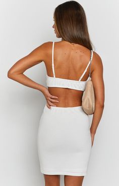 White Cut-Out Mini
With cut-outs in all the right places, this sexy white mini hugs those curves and is perfect for your next night out!
Figure-hugging
Cut out at the front and back
Thin adjustable shoulder straps
Open back
Ribbed detailing
Step in design
Mid-weight material with stretch
Lined Prom Midi Dress, Cut Out Mini Dress, 60's Dress, Summer Playsuit, Mini Dress White, Semi Formal Dresses, Strapless Tops, Long Crop Top, Crop Top Sweater