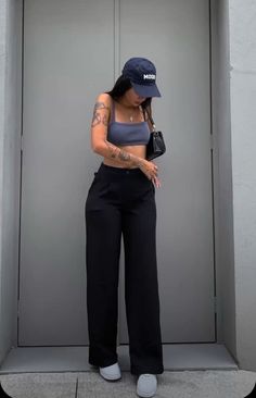 Baddie Outfits Casual, Baddie Outfits, Normcore, Fashion Inspo, Casual Outfits, Pants, Clothes, Trousers