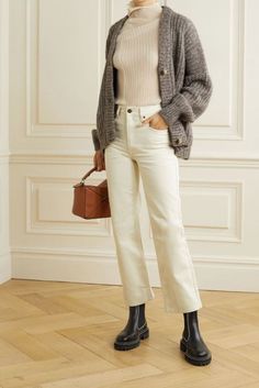 Cream Jeans Outfit Winter, Straight Leg Jeans Outfit, Autumn Style Inspiration, Style Inspiration Outfit Ideas, Wardrobe Plan, Inspiration Outfit Ideas, Jean Beige, Pinterest Wardrobe