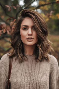 Rambut Brunette, Fall Hair Cuts, Fall Hair Color For Brunettes, Fall Hair Trends, Haircuts For Medium Hair, Hair Color And Cut, Fall Hair Color, Medium Hair Cuts