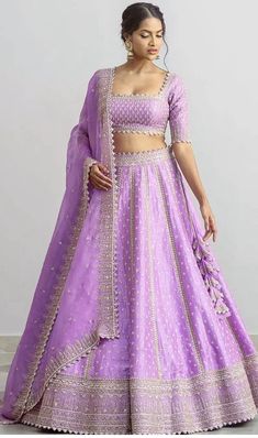 Purple Lehenga, Simple Lehenga, Anushree Reddy, Raw Silk Lehenga, Indian Outfits Lehenga, Wedding Lehenga Designs, Indian Bride Outfits, Traditional Indian Dress