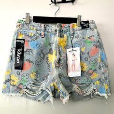 Super Cute High Waisted Distressed Retro Boho Denim Shorts. Graphics Of Positive Words, Smiley Faces, And Peace Signs. Size 7/28 And Nwt. Cheap Multicolor Letter Print Shorts, Black Distressed Shorts, Sailor Shorts, Vintage Festival, Boho Denim, Olive Green Shorts, Navy Blue Linen, Paper Bag Shorts, Festival Shorts