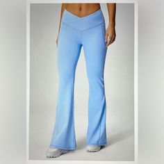 Wide Leg Fitted Activewear For Sports, Fitted Wide Leg Activewear For Sports, Wide Leg Activewear For Workout, Blue High-stretch Activewear With Wide Waistband, Blue High Stretch Activewear With Wide Waistband, Blue Activewear With Wide Waistband And High Stretch, Casual High Rise Activewear With Contoured Waistband, Trendy Blue Yoga Pants, Fitted Wide Leg Blue Activewear