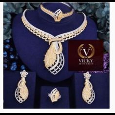 Classic Cubic Zirconia Jewelries Elegant Plated Jewelry Sets For Party, Silver Jewelry Sets With Plating For Formal Occasions, Silver Plated Jewelry Sets For Formal Occasions, Elegant Silver Plated Jewelry Sets, Luxury Silver Crystal Jewelry Sets, Formal Silver Plated Jewelry Sets, Elegant Party Jewelry Sets With Plating, Formal Silver Plated Jewelry, Luxury Silver Jewelry Sets For Anniversary