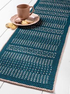 table runner, crochet, kitchen Sashiko Boro, Table Runner Tutorial, Diy Placemats, Table Runner Diy, Simple Stitch, Stylish Crochet, Crochet Table, Crochet Table Runner, Crochet Kitchen