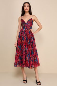 Everyone will admire your perfect sense of style when they see you rocking the Lulus Sincerely Gorgeous Black Multi Floral Pleated Midi Dress! A multicolored floral print adorns lightweight woven organza as it shapes this spring-ready dress that features a plunging V-neckline, princess-seamed cups, and adjustable spaghetti straps. The flattering, set-in waist sits atop a pleated, A-line skirt that falls to an elegant midi hem. Hidden back zipper/clasp. Fit: This garment fits true to size. Length Floral Dress Wedding Guest, Country Glam, Guest Attire, Wedding Guest Dresses, 2024 Trends, Pleated Midi Dress, 2024 Fashion, Glam Fashion, Guest Outfit