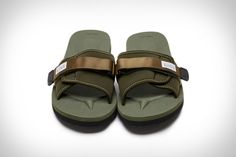 Initially available in Japan only, Suicoke sandals are now making a global style impact. A summertime staple, the Padri sandals feature a signature contoured footbed... Suicoke Sandals, Textile Logo, A Signature, Global Style, Patch Logo, Slip On, Japan, Sandals